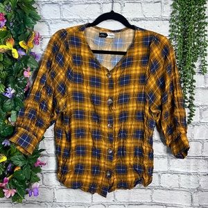 »🌼3/$30🌼Outfitters Plaid Printed 3/4 Sleeve Top Size Medium